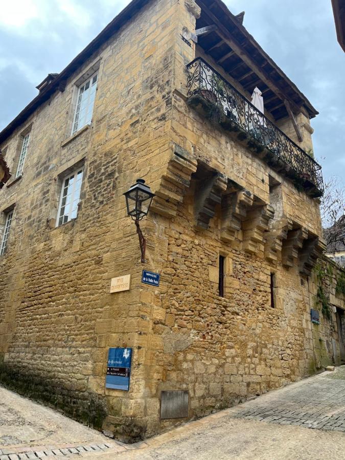 Chez Alice Appartement En Plein Centre Ville سارلا لا كانيدا المظهر الخارجي الصورة