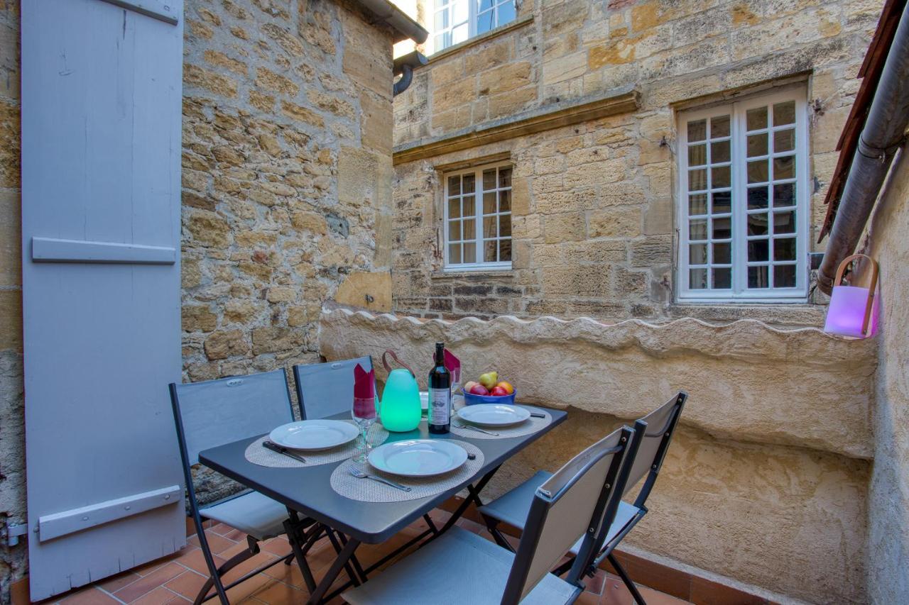 Chez Alice Appartement En Plein Centre Ville سارلا لا كانيدا المظهر الخارجي الصورة